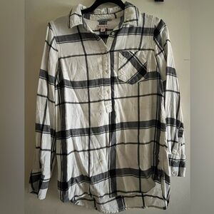 Black and White Plaid Button-Up Shirt